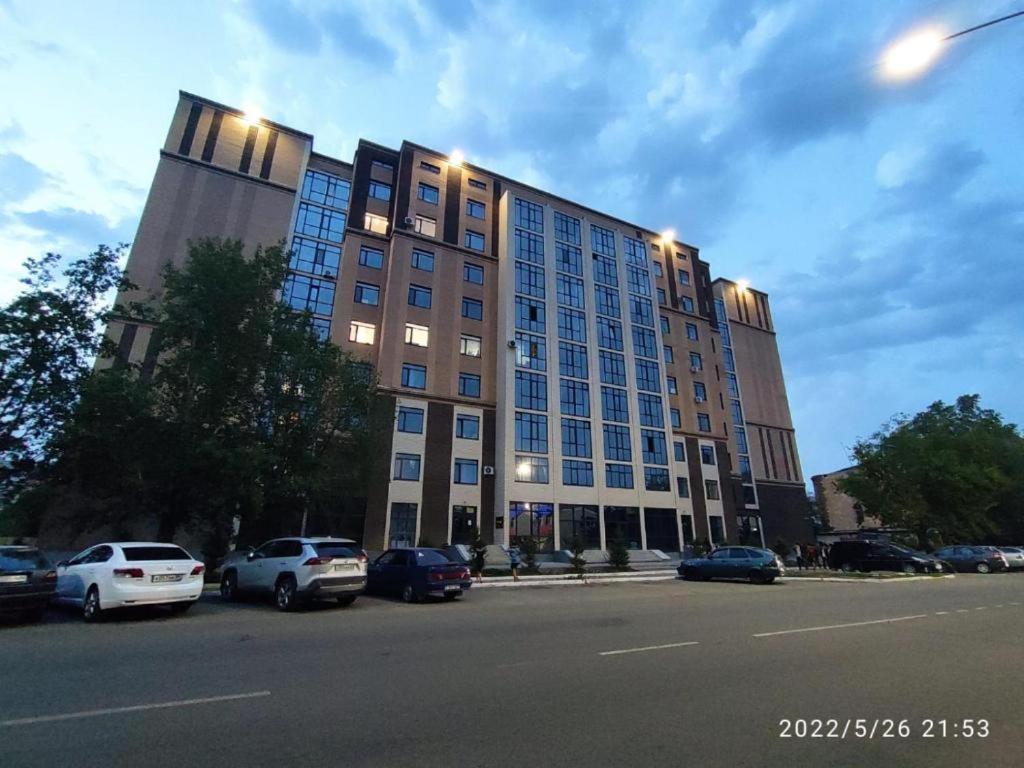 2Х Комнатная Квартира Жк Арман Kokshetau Eksteriør billede